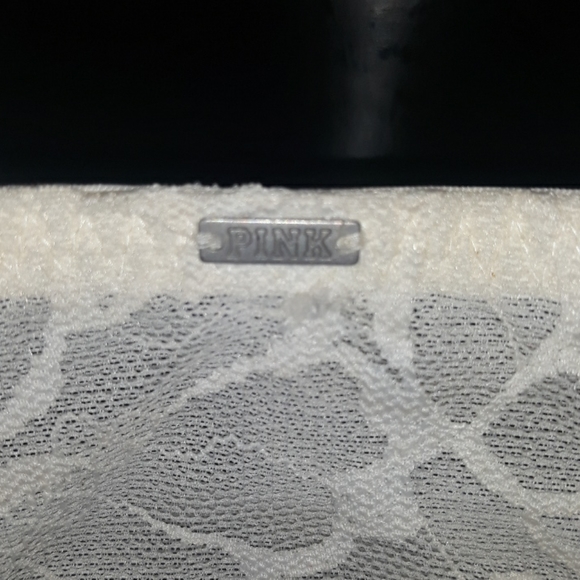 Victoria SECRET - Picture 5 of 6